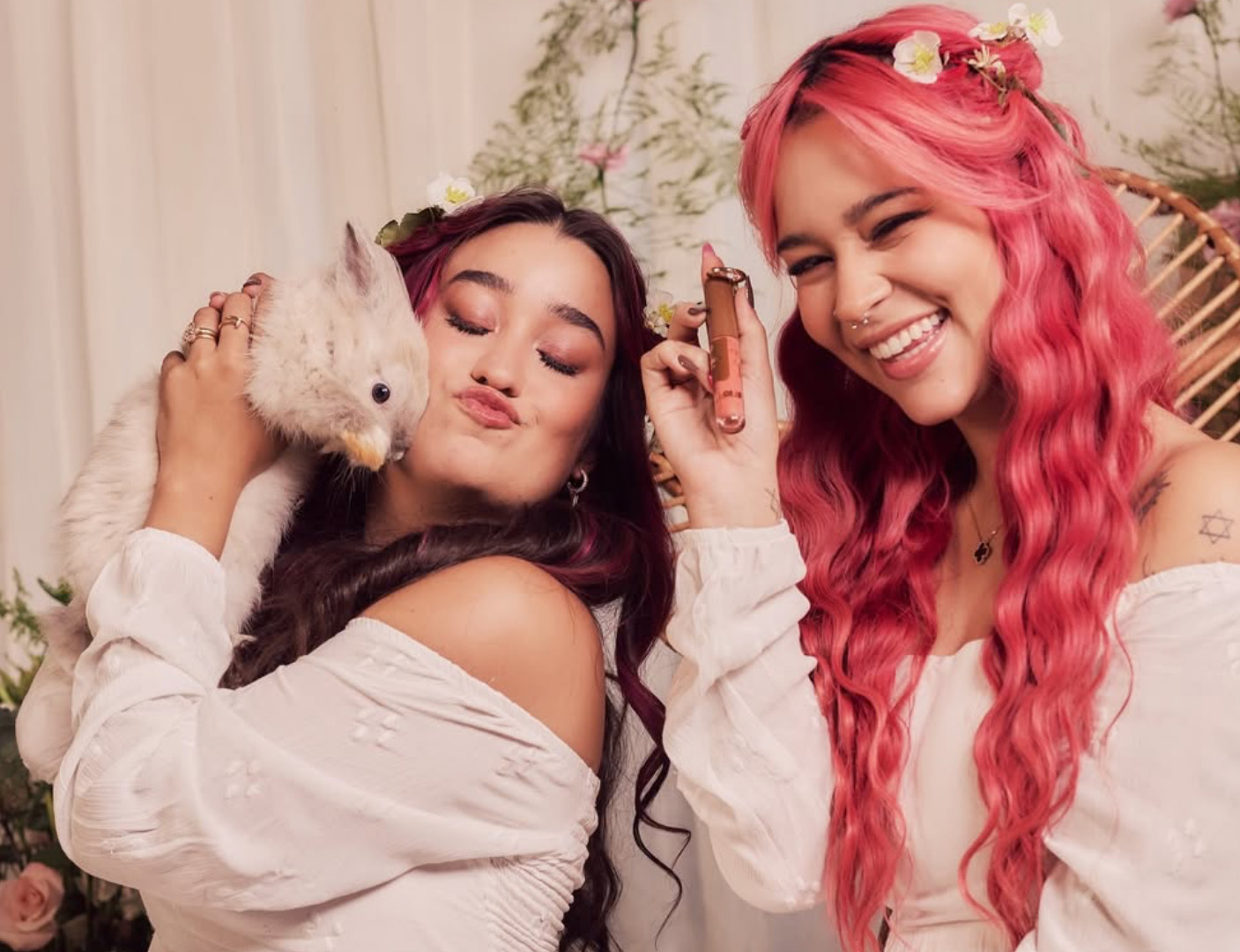 Emilly Vick e Katlen